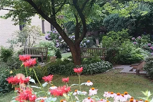 Sold by Bank Neary | media 11