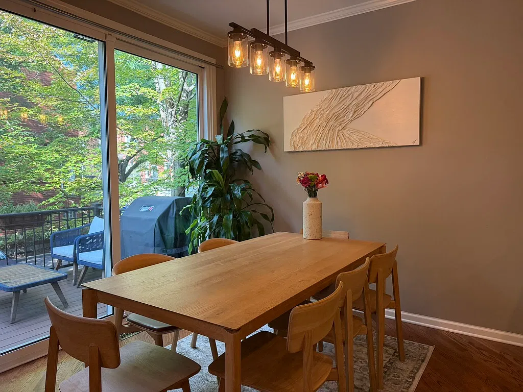 3 bed, 1700 sqft, $4,300 — Photo 3