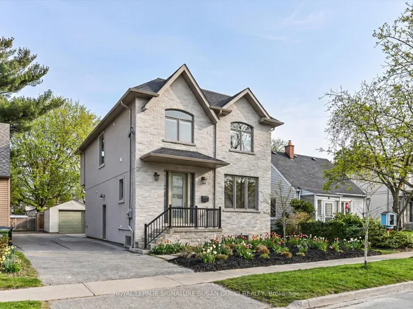 20 Warvet Cres, Toronto, ON M4B 1P3
