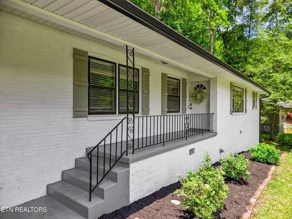 5821 Briercliff Rd, Knoxville, TN 37918