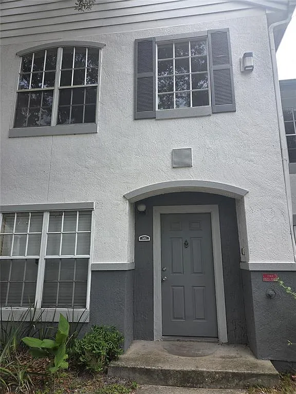2 bed, 2.0 bath, 1042 sqft, $1,550 — Photo 1