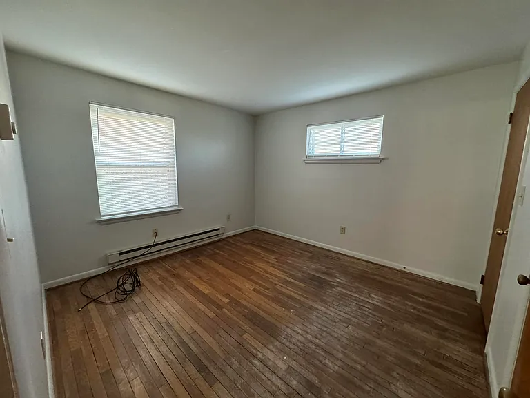 535 S 24th St #1 — Photo 8