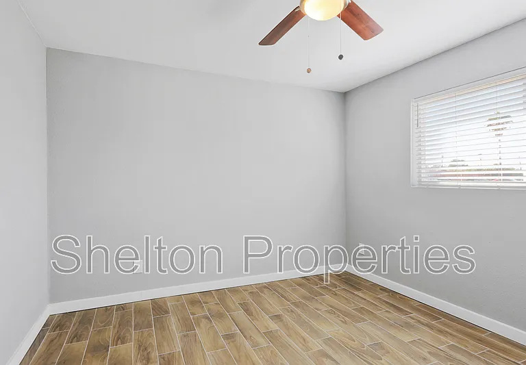 1747 E Virginia Ave #4 — Photo 14