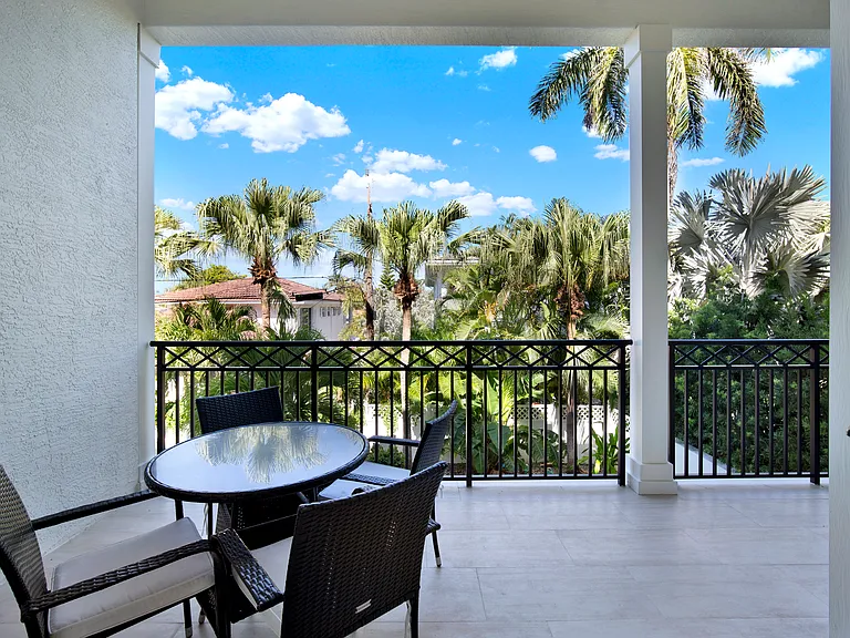 425 N Ocean Blvd #3 — Photo 40