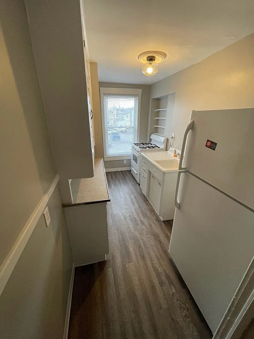 1014 Logan Avenue — Photo 3