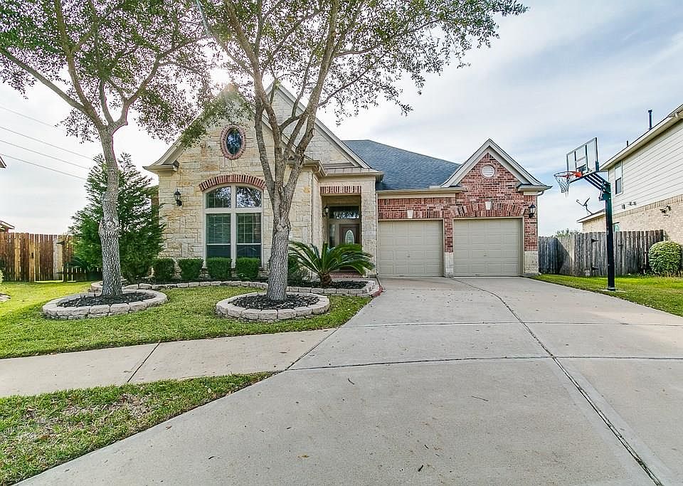 1st image of 5322 Autumn Rose Ln