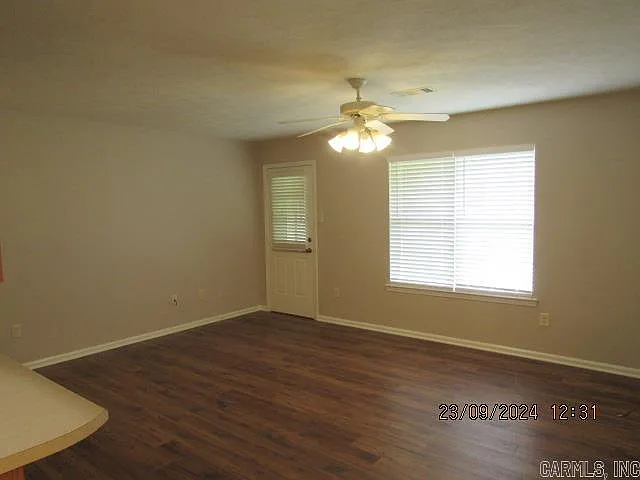 4555 Graham Dr — Photo 5