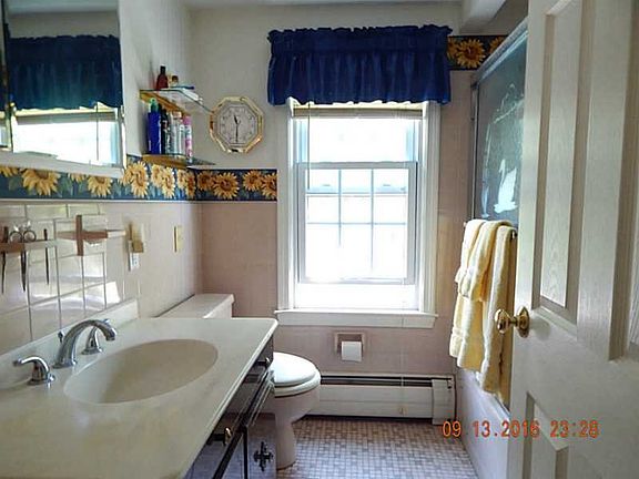 5th image of 192 Cindyann Dr