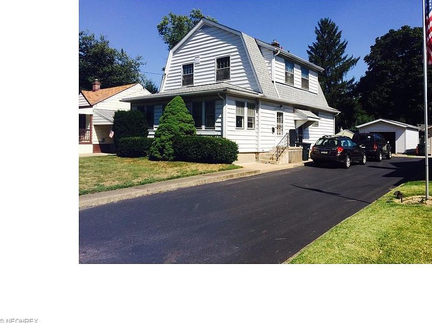 1st image of 471 Sumatra Ave