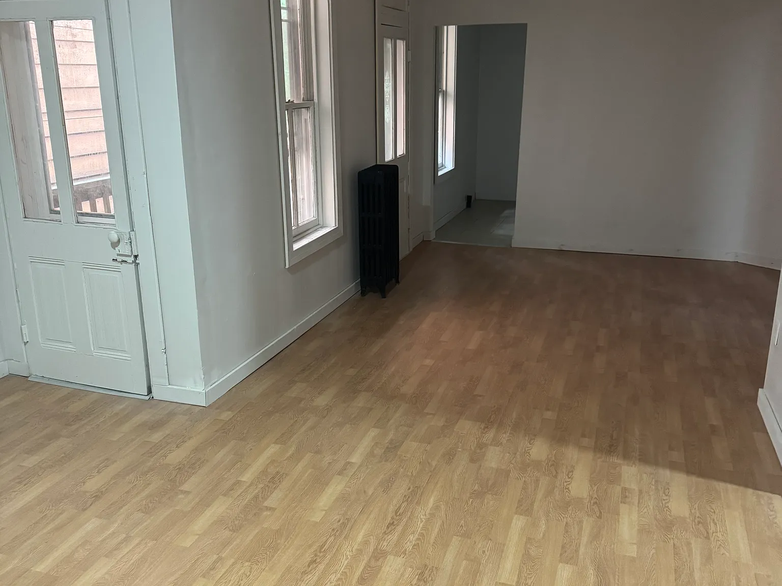 3 bed, $1,350 — Photo 3