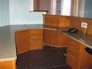 5th image of 500 Glen St
