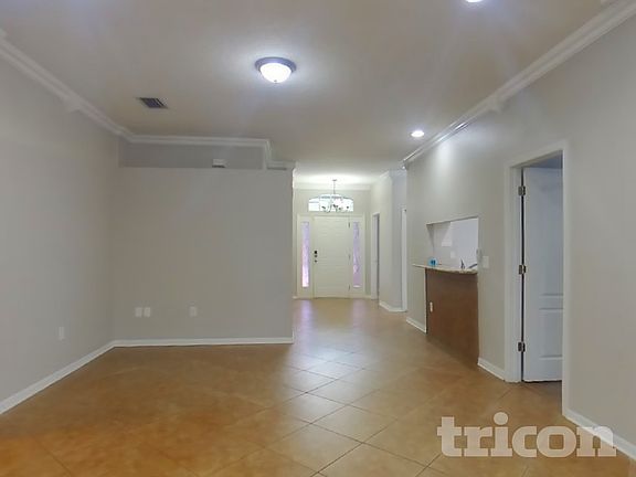 3rd image of 6918 Monarch Park Dr