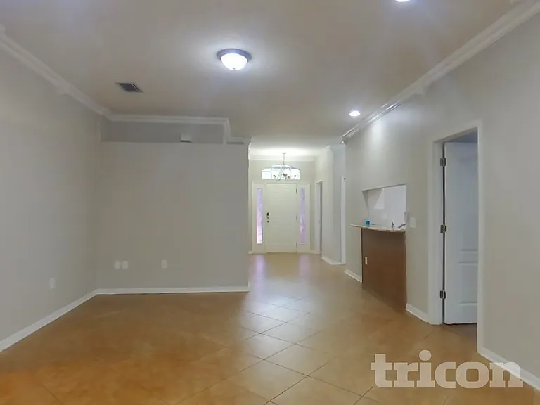 6918 Monarch Park Dr — Photo 3