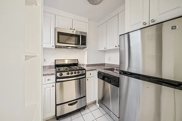 Rented by Oxford Property Group | media 21