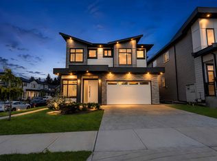 7532 205th St, Langley, BC V2Y 3S8