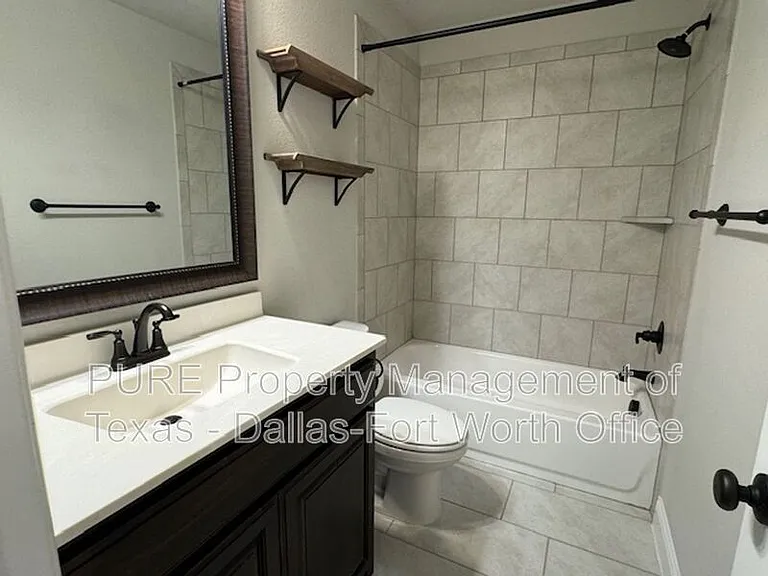 1612 Town Creek Cir — Photo 48