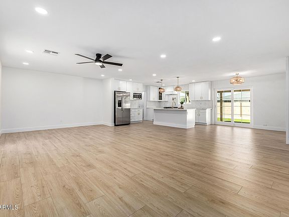 5th image of 8314 E CAMELBACK Road