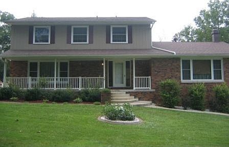This beautiful home sits on 1.2 acres! Call for an appointment TODAY!