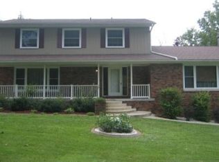 2432 Woodlawn Ave, East Moline, IL 61244