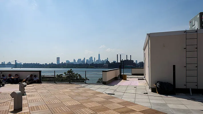 Rented by Nooklyn NYC LLC | media 50