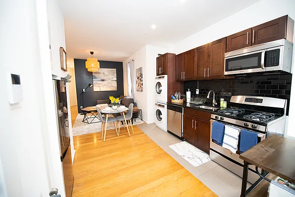 Rented by Park River | media 11