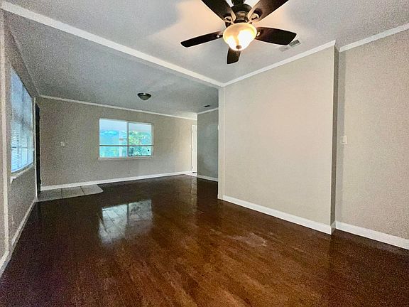 4th image of 804 King St