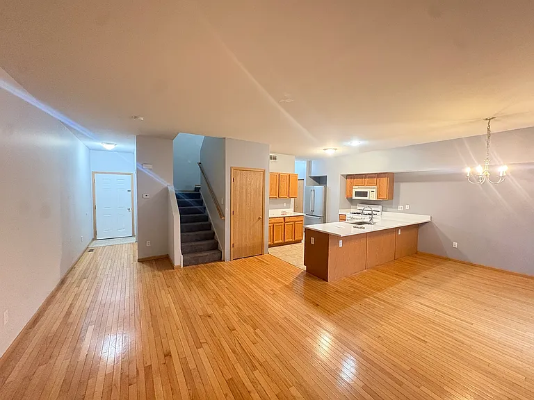16428 Willow Walk Dr — Photo 2