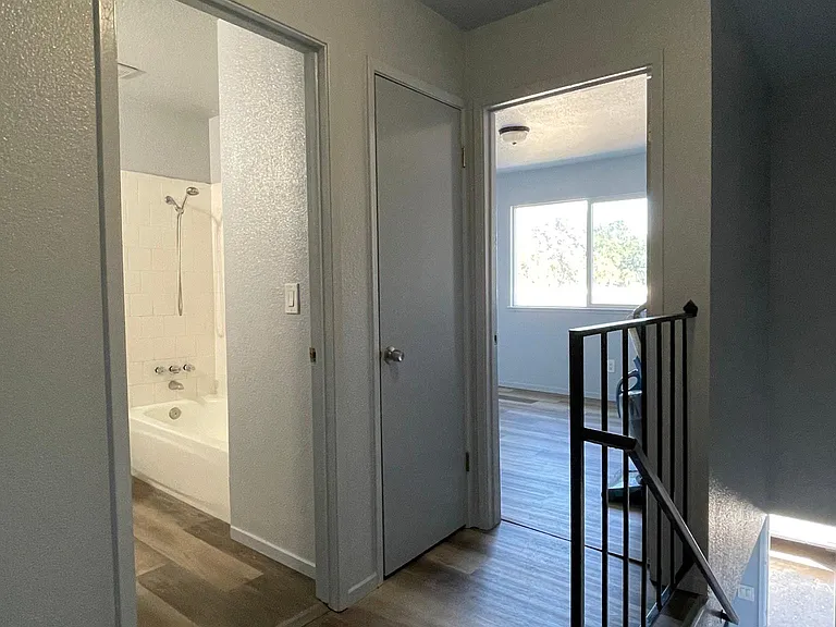 8449 Kelley Dr — Photo 7