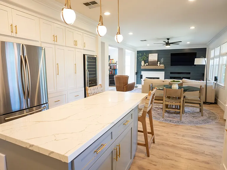 33896 Calafia St — Photo 11