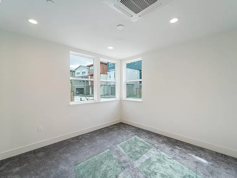 1107 Lorenzini Loop — Photo 11