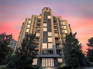90 Charlton Ave W #801, Hamilton, ON L8P 0B4