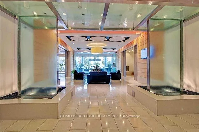 3 bed, $2,995 — Photo 2