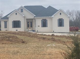 3433 H E Johnson Rd, Alvaton, KY 42122