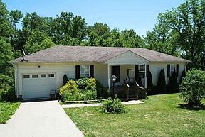 1st image of 606 Buena Vista Dr