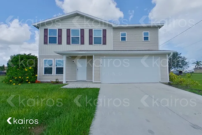 1126 NW 4th Ave