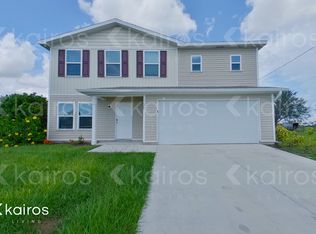1126 NW 4th Ave, Cape Coral, FL 33993