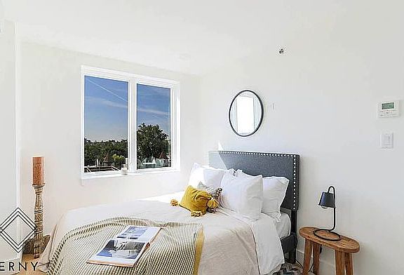 4th image of 200 Linden Blvd APT 7H
