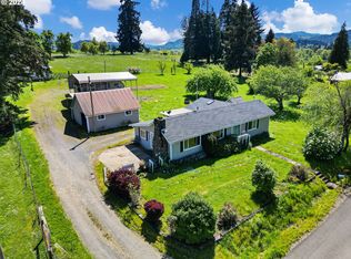 645 Halo Trail Rd, Yoncalla, OR 97499