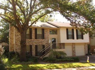 3220 Prince Ct, Bedford, TX 76021