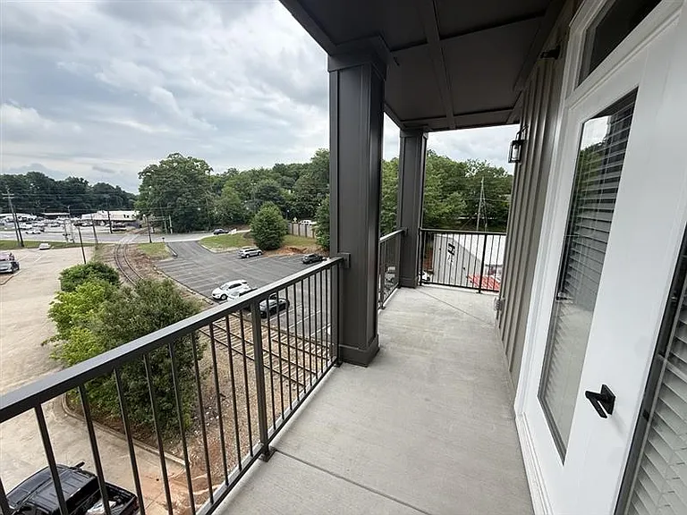District on the Etowah Apartments — Photo 110