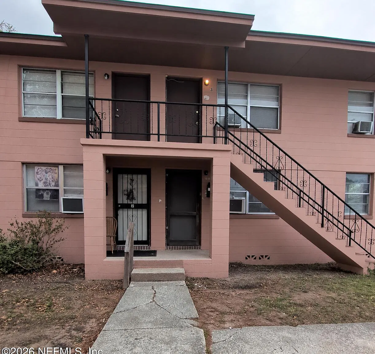 2 bed, 1.0 bath, 676 sqft, $750 — Photo 2