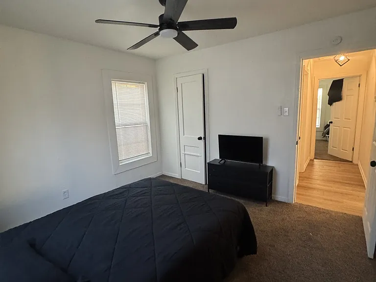 1381 Sunset Dr — Photo 17