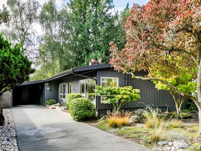 2127 N 117th Street, Seattle, WA, 98133