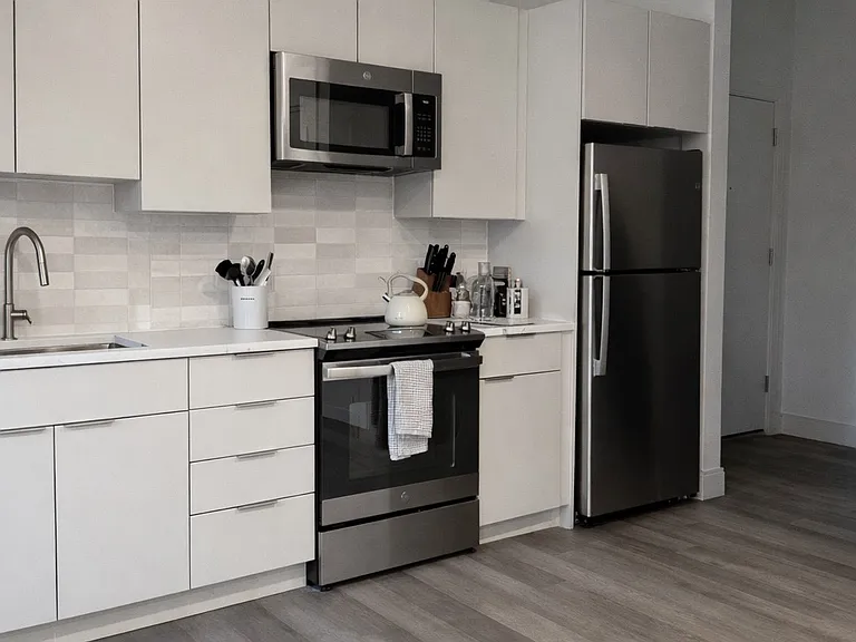 959 Dorchester Ave #205 — Photo 2