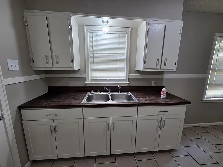 4062 Shirley Dr — Photo 5
