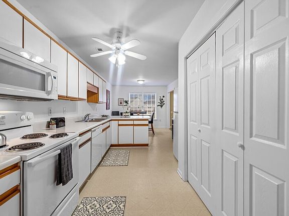 5th image of 2140 Oak Bend Dr #A