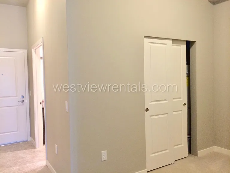 1010 Railroad Ave — Photo 304