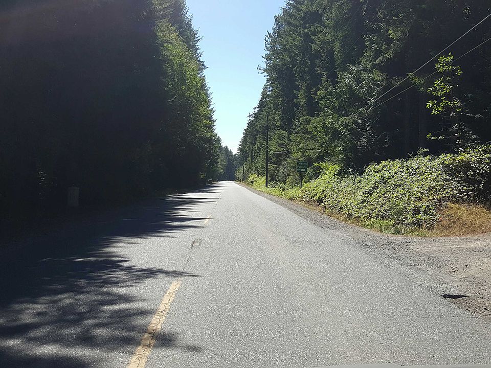 2nd image of 20351 Noll Rd NE