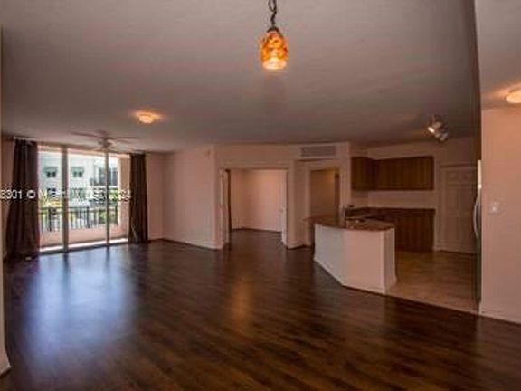 3rd image of 510 NW 84th Ave APT 530