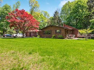 35 Victor Hugo St, Park Ridge, NJ 07656